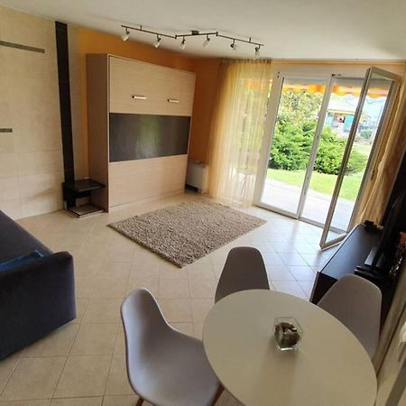 Apartament Igenyes 4 Fos Apartman Koezvetlen A Strandnal Csopak Zewnętrze zdjęcie